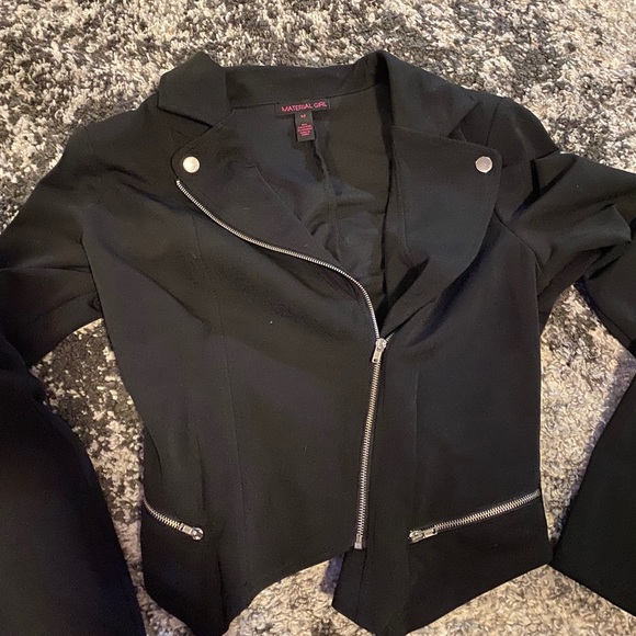 Black jacket - Picture 3 of 3
